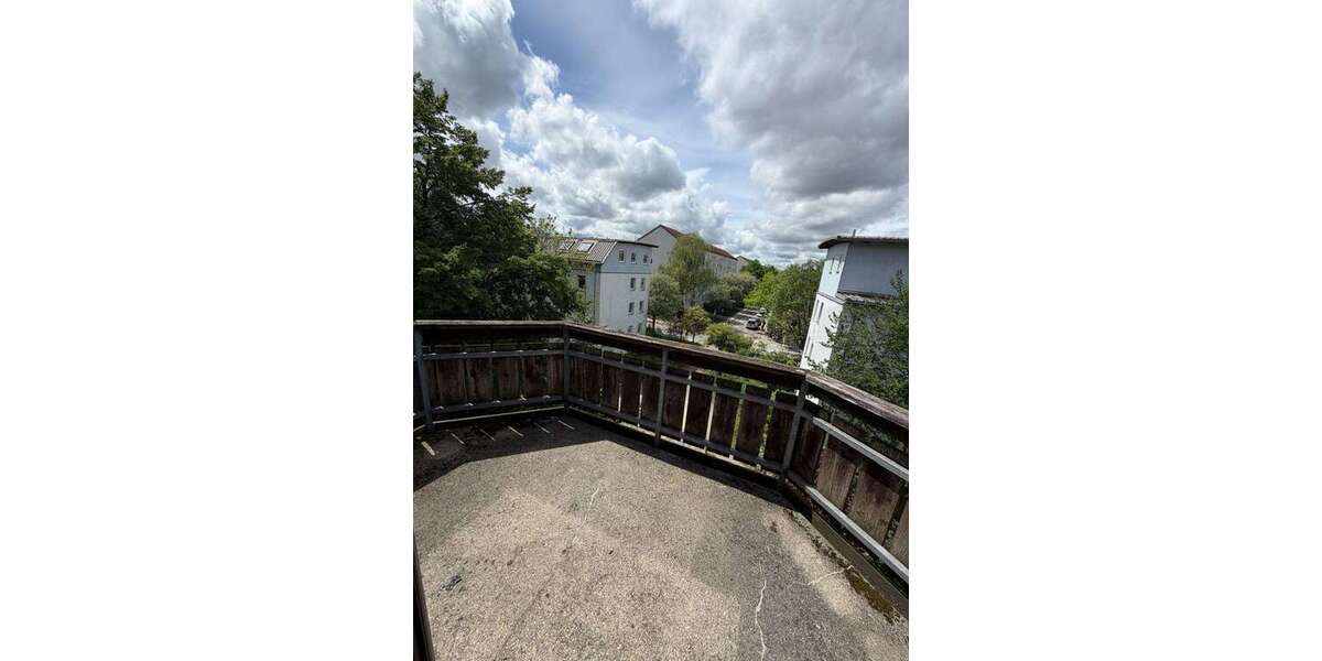 Etagenwohnung München Schwabing-Freimann - 3 Zimmer, 84 m&sup2;, 1.755&euro; | Angebot:26906515