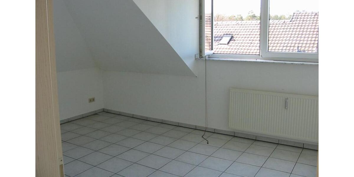 Dachgeschoßwohnung Köln Porz - 2 Zimmer, 265.000&euro; | Angebot:23566777