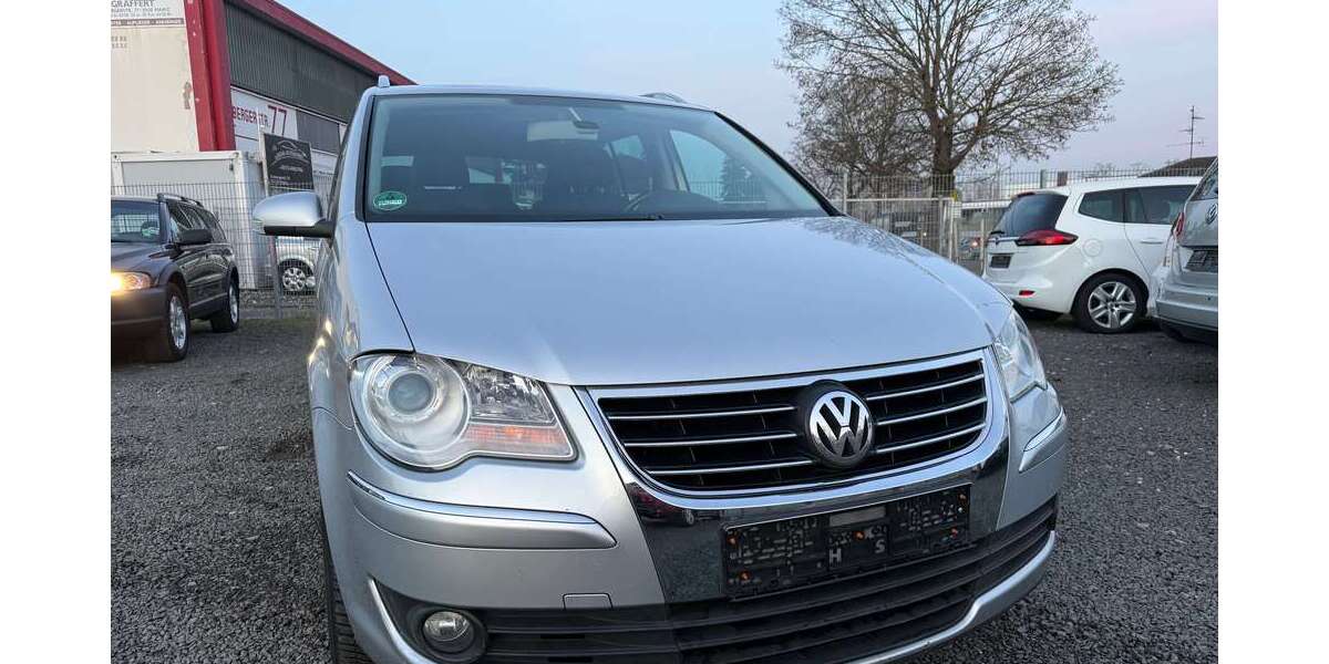 VW Touran 192.869 km 4.899 &euro; Mainz 55120