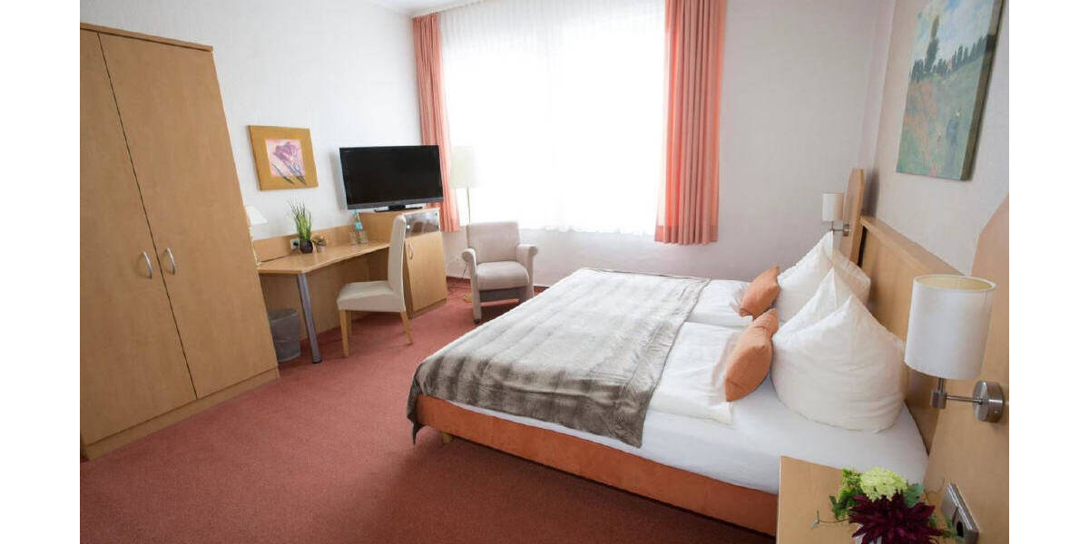 HOTEL Harzkreis 40 km von Hildesheim | fast 4.000 m² Grund, 40 Betten, EFH, Gastro | Kein besseres Angebot in Sicht! zimmer