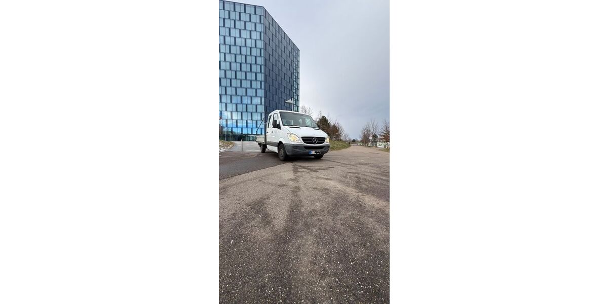 Mercedes-Benz Sprinter 269.043 km 9.999 &euro; Esslingen 73733