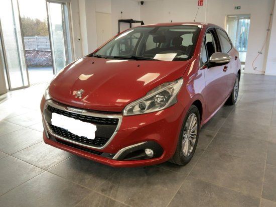 Peugeot 208 8.950 km 11.990 &euro; Warstein-Westendorf 59581