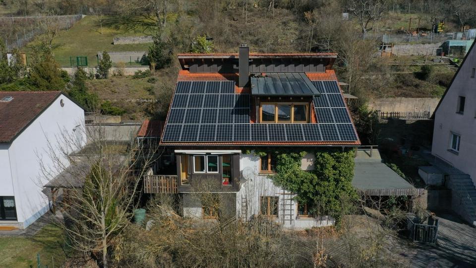 Freistehendes Mehrgenerationenhaus provisionsfrei ca. 340m²NutzFl 14 zimmer