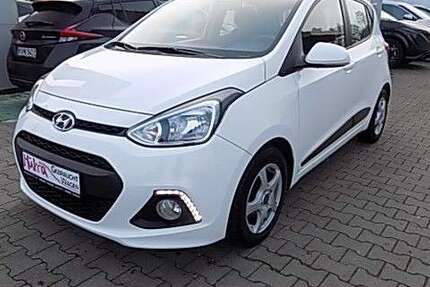 Hyundai i10 37.139 km 8.360 &euro; München 81677