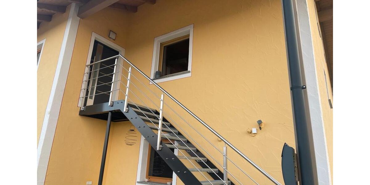 Etagenwohnung Schöfweg - 4 Zimmer, 130 m&sup2;, 900&euro; | Angebot:26063255