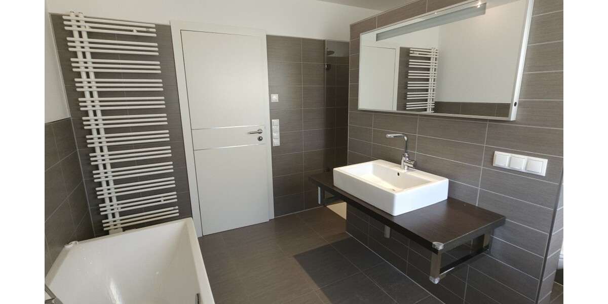 Modernes 1-2 Generationenhaus in familienfreundlicher Wohnlage von Mühlheim! 7 zimmer