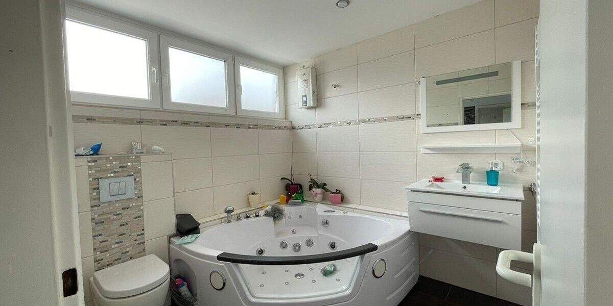 Reihenmittelhaus Wolfsburg Westhagen - 5 Zimmer, 124 m&sup2;, 216.000&euro; | Angebot:25214072