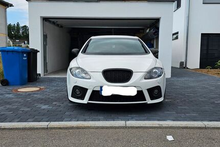 Seat Leon 163.914 km 7.000 &euro; Villingendorf 78667