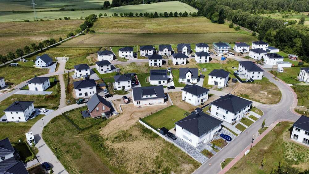 Einfamilienhaus Sanitz - 5 Zimmer, 150 m&sup2;, 443.350&euro; | Angebot:25193053