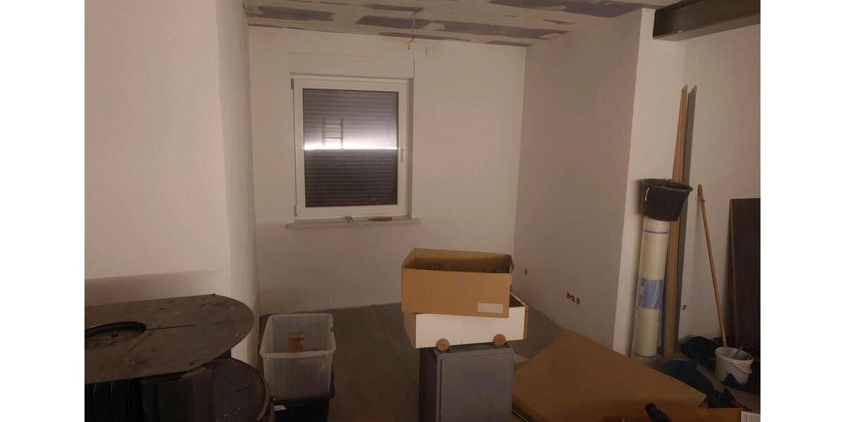 Einfamilienhaus Ettringen - 5 Zimmer, 100 m&sup2;, 1.000&euro; | Angebot:24511372