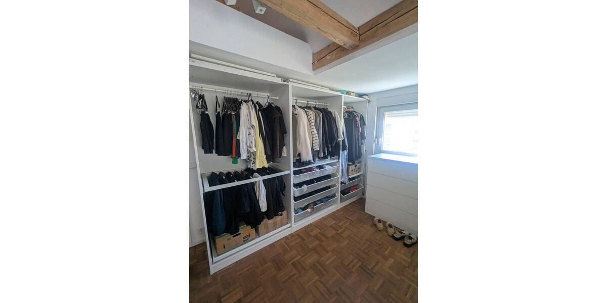 Einfamilienhaus Korntal-Münchingen Kallenberg - 8 Zimmer, 250 m&sup2;, 850.000&euro; | Angebot:26318854