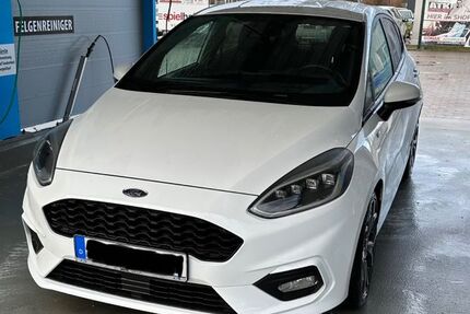 Ford Fiesta 65.000 km 11.999 &euro; Bückeburg 31675