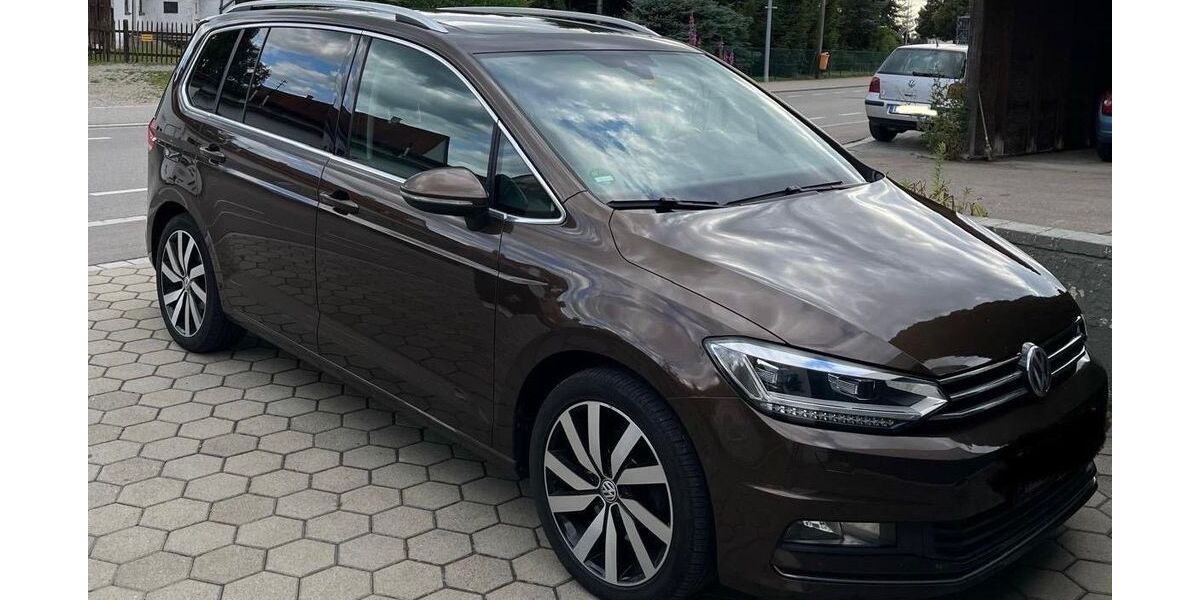 VW Touran 106.000 km 17.700 &euro; Memmingerberg 87766