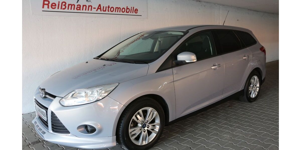 Ford Focus 99.896 km 5.190 &euro; Dresden 01156