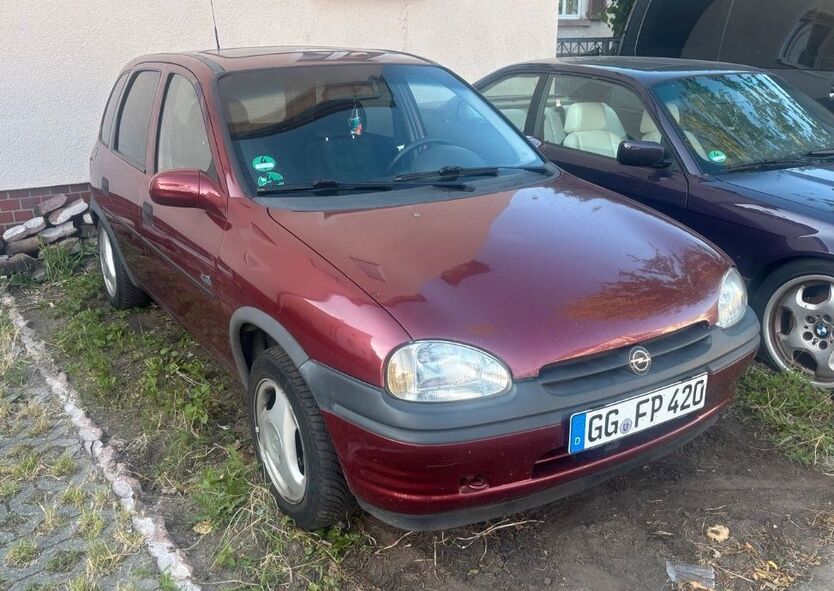 Opel Corsa 230.000 km 1.600 € Mörfelden 64546