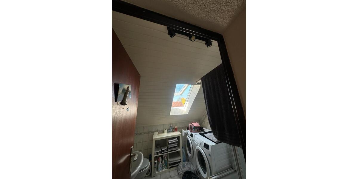 Dachgeschoßwohnung Reinheim - 2 Zimmer, 73 m&sup2;, 830&euro; | Angebot:26050745