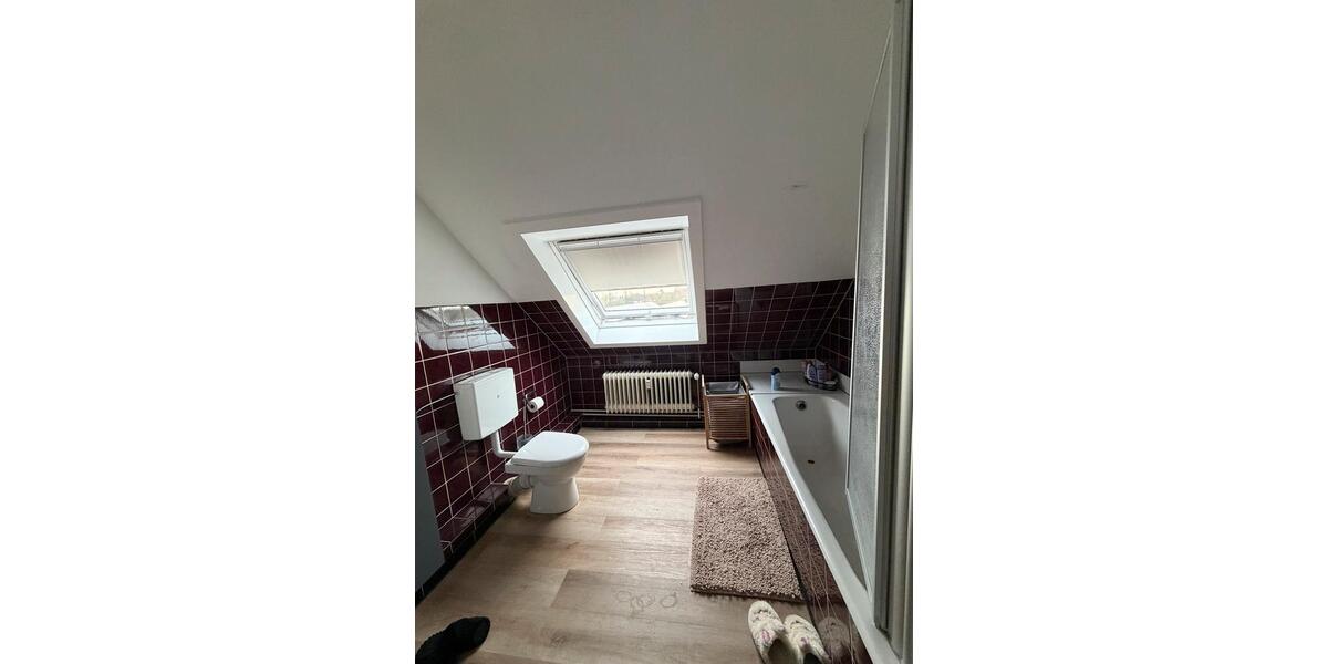Dachgeschoßwohnung Bremerhaven - 2 Zimmer, 68 m&sup2;, 675&euro; | Angebot:26220380