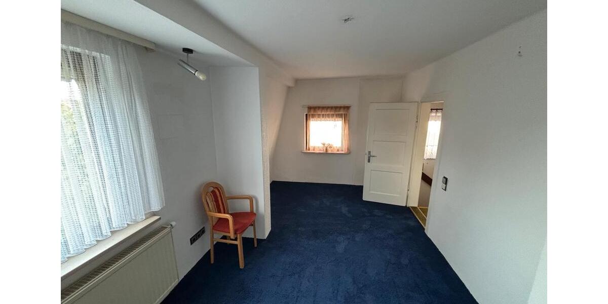 Doppelhaushälfte (95 m²) mit viel Potential 4 zimmer