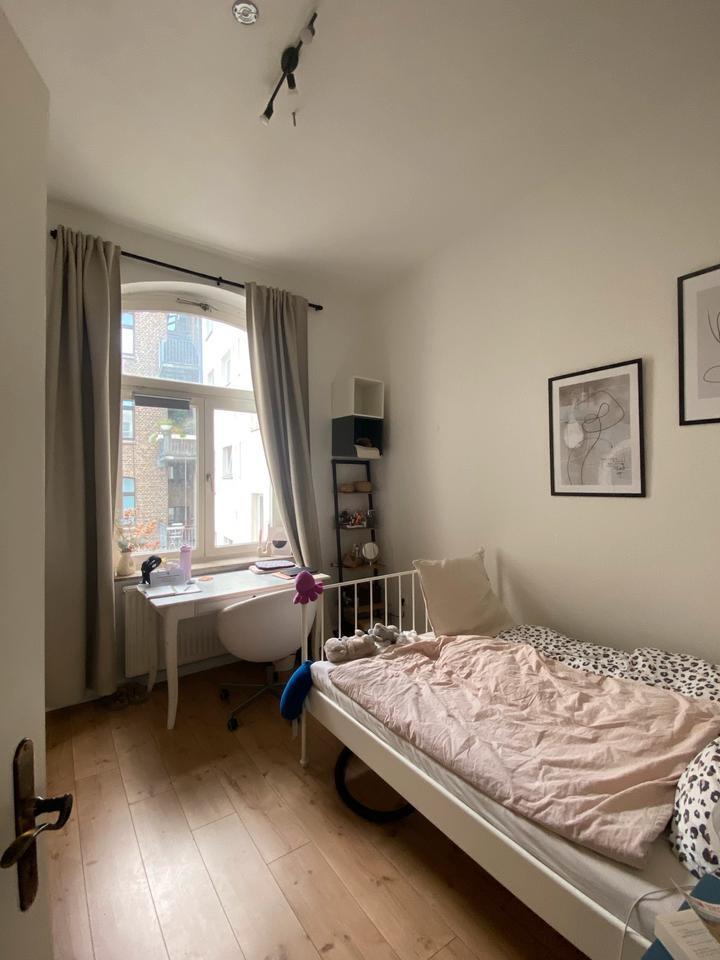 Zimmer zur Untermiete in Köln Barbarossaplatz