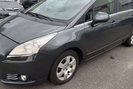 Peugeot 5008 139.865 km 4.999 &euro; Eggenstein-Leopoldshafen 76344