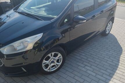 Ford B-Max 148.000 km 5.400 &euro; München 81827