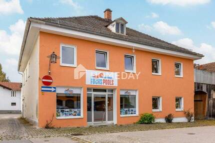 Ideal für Investoren! Gepflegtes MFH mit 3 Wohnungen und 2 Gewerbeflächen 6 zimmer