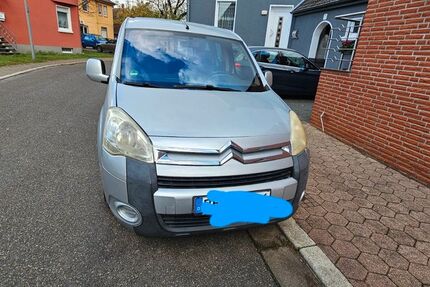 Citroen Berlingo 199.200 km 2.990 € Marl 45772