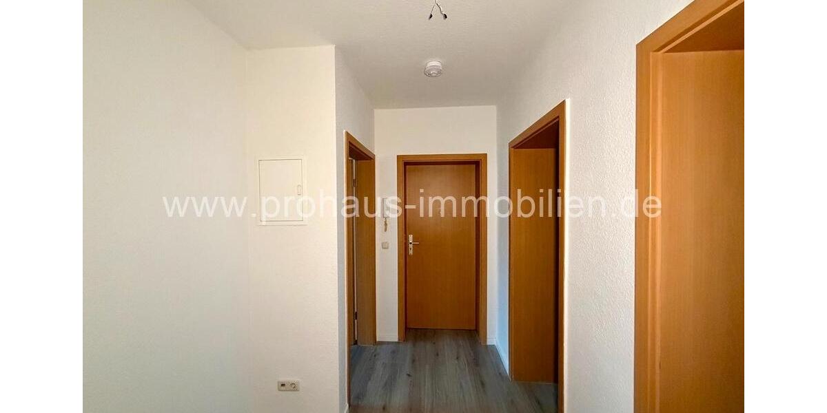 Etagenwohnung Weißenfels - 3 Zimmer, 58 m&sup2;, 340&euro; | Angebot:26633022