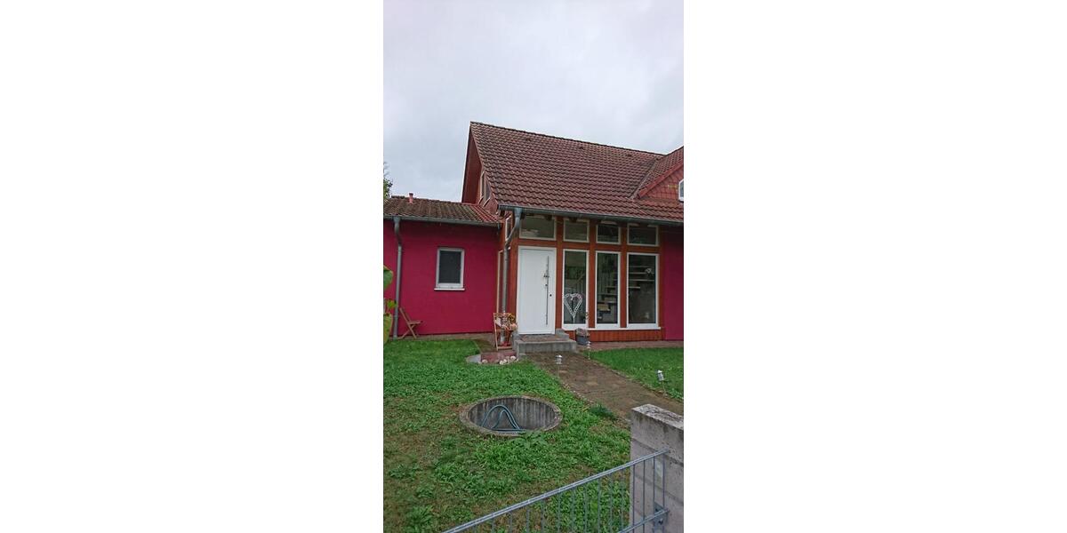 Einfamilienhaus Rödermark - 6.5 Zimmer, 200 m&sup2;, 2.000&euro; | Angebot:25408296