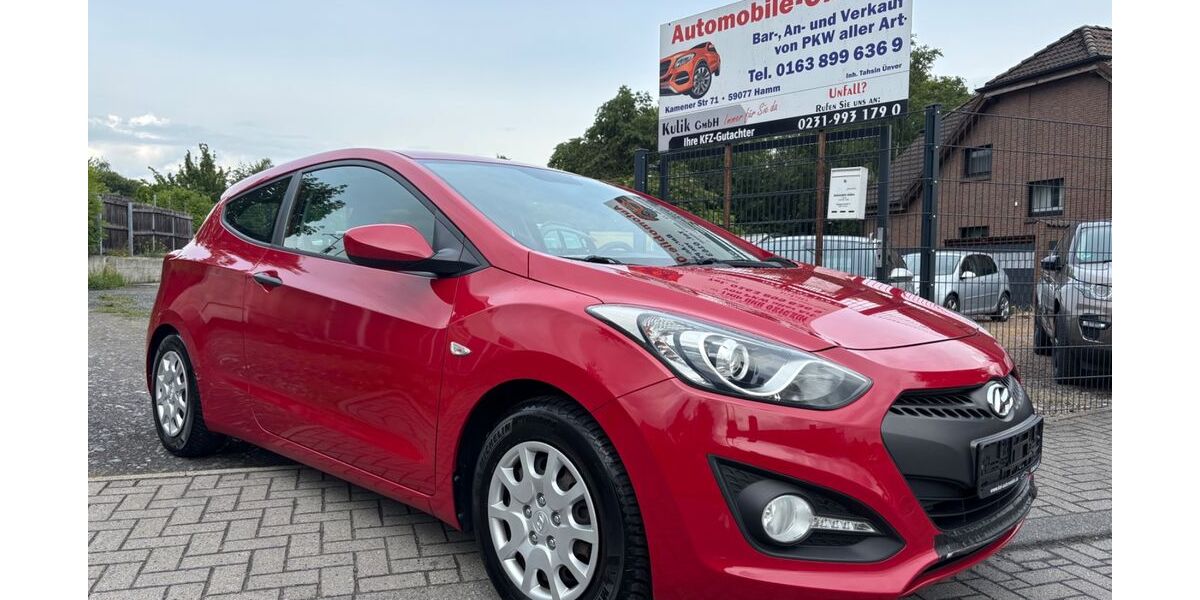 Hyundai i30 173.000 km 3.700 &euro; Hamm 59077