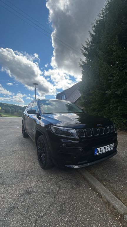 Jeep Compass 92.000 km 19.499 € Grafenhausen 79865
