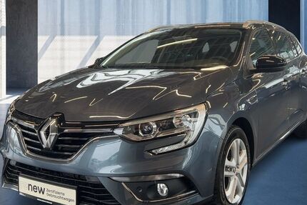 Renault Megane 67.207 km 14.190 &euro; München 81827