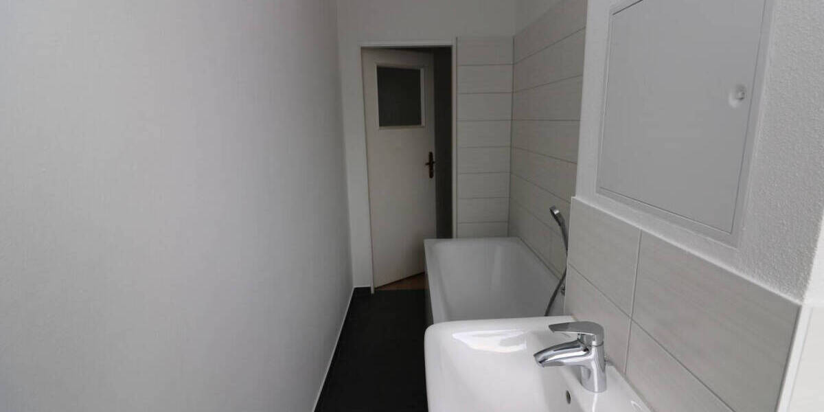 Etagenwohnung Freiberg Freiberg West - 3 Zimmer, 63 m&sup2;, 449&euro; | Angebot:26018529
