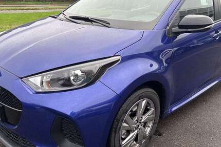 Mazda 2 2.650 km 23.270 &euro; Neuss 41464