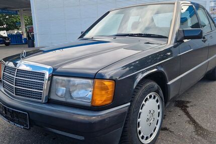 Mercedes-Benz 190 242.000 km 1.990 &euro; Augsburg 86167