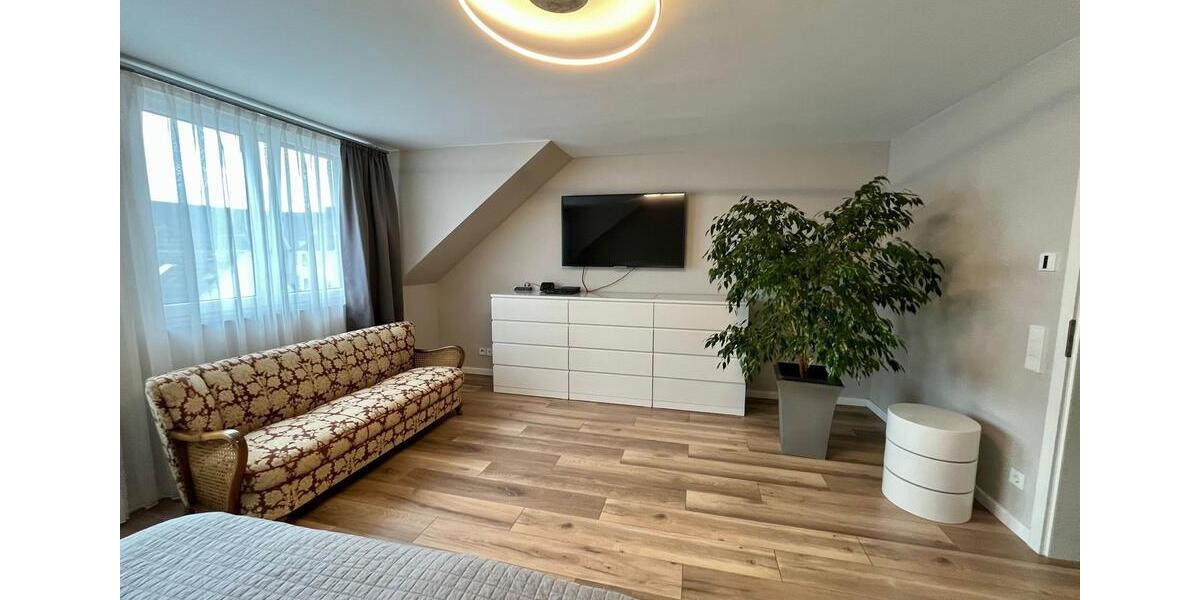 Doppelhaushälfte Solingen Mitte - 5 Zimmer, 146 m&sup2;, 529.000&euro; | Angebot:24685873