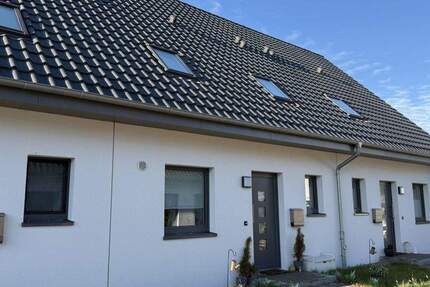 Haus Schwarzenbek Bölkau - 4 Zimmer, 107 m&sup2;, 1.400&euro; | Angebot:24437220