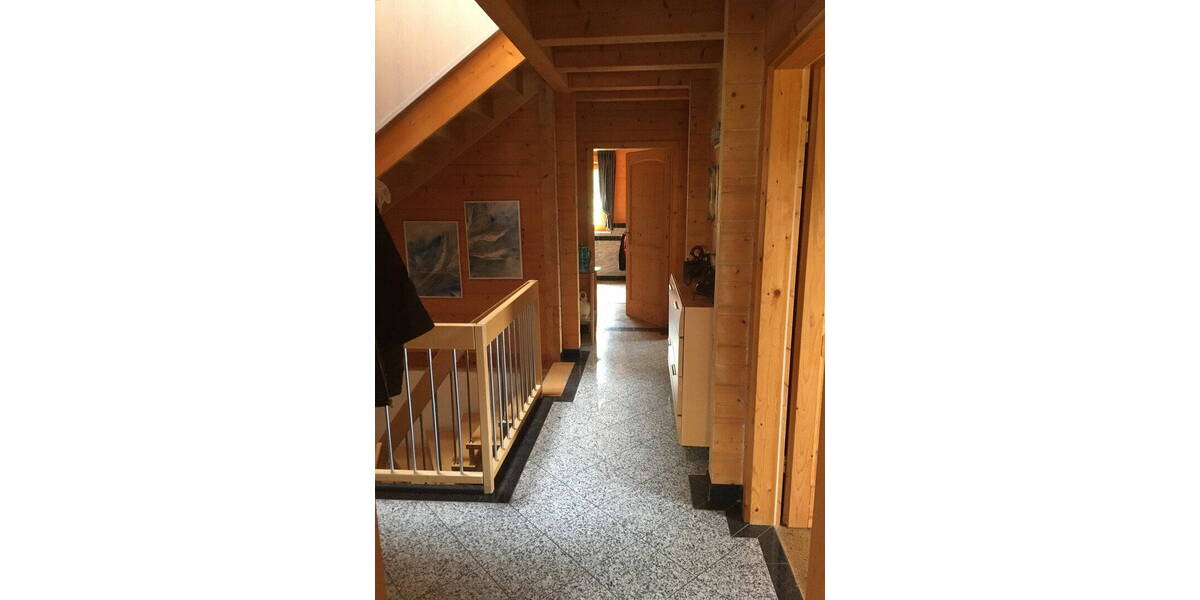 Einfamilienhaus Adlkofen - 8 Zimmer, 238 m&sup2;, 895.000&euro; | Angebot:26040750