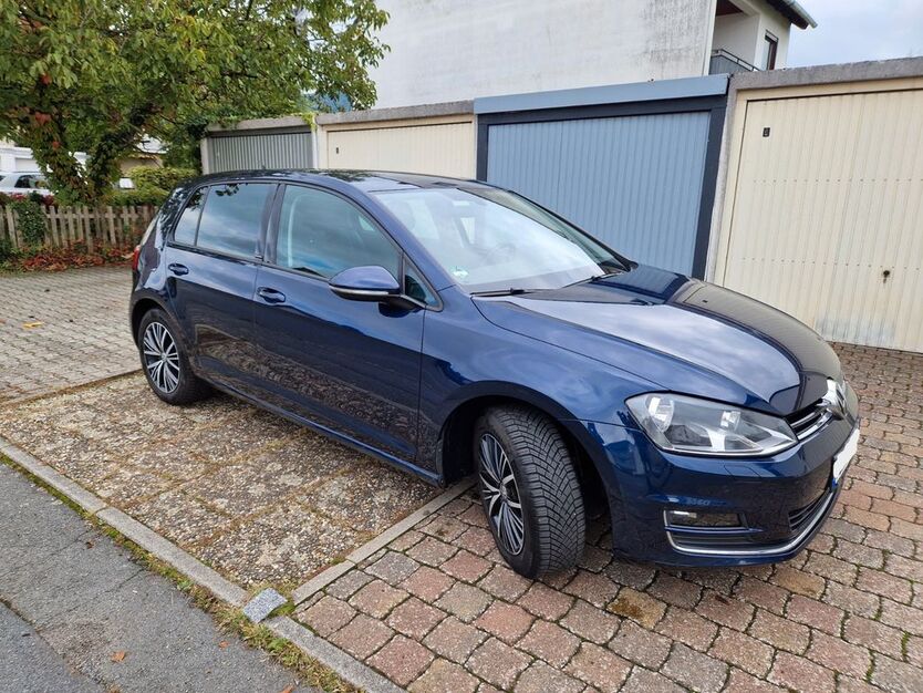 VW Golf 98.000 km 12.800 € Seeheim-Jugenheim 64342