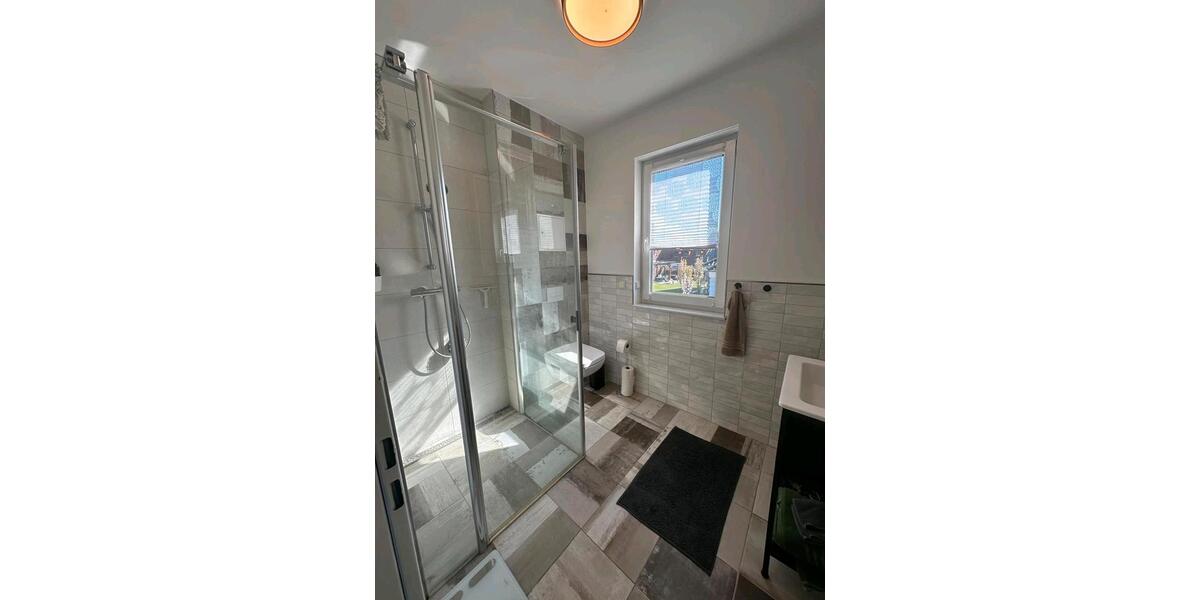 Etagenwohnung Müllrose - 6 Zimmer, 167 m&sup2;, 1.800&euro; | Angebot:26386768