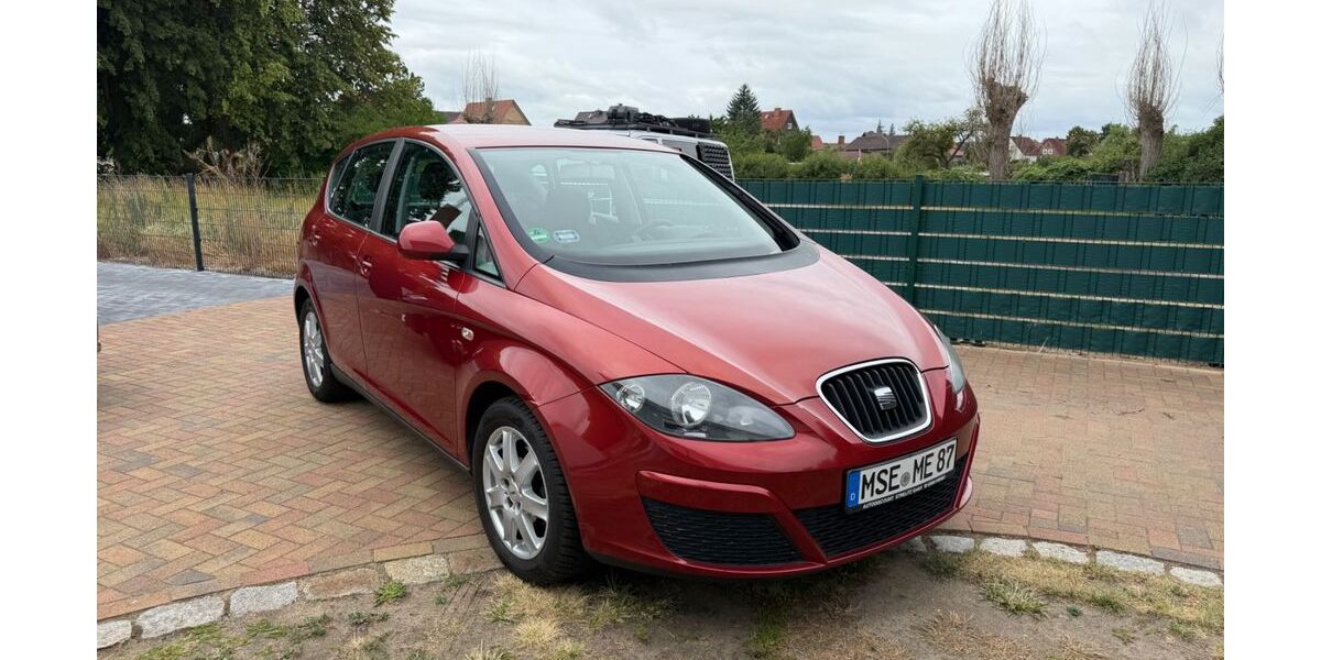 Seat Altea 120.000 km 2.990 &euro; Neustrelitz 17235