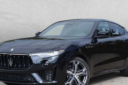 Maserati Levante 5.000 km 89.990 &euro; Regensburg 93059