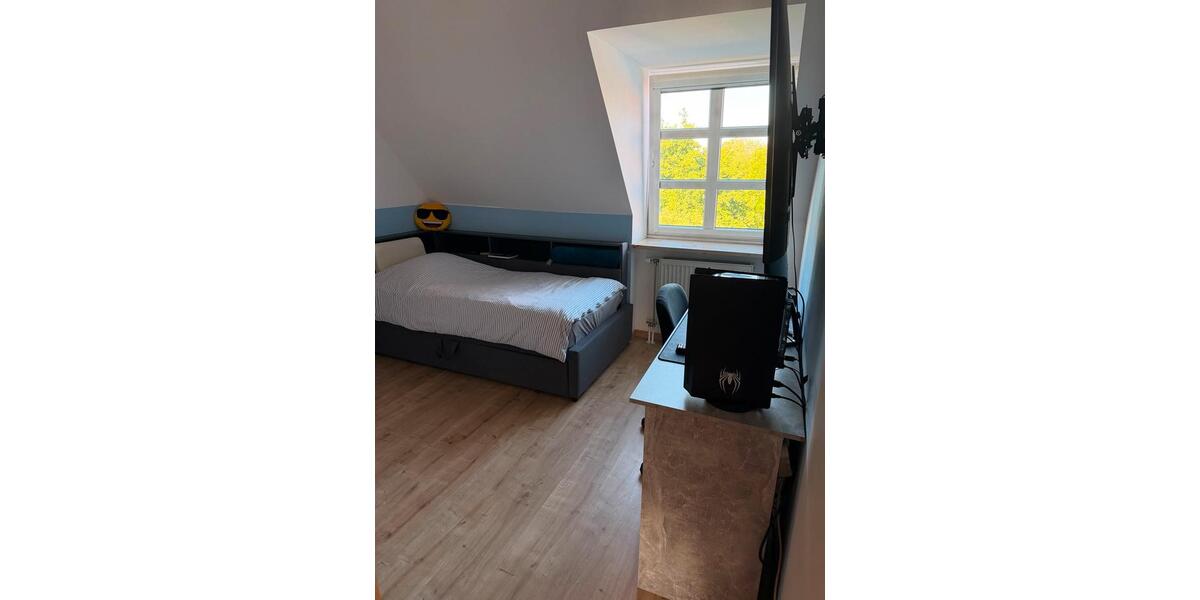 Dachgeschoßwohnung Markt Indersdorf - 5 Zimmer, 96 m&sup2;, 350.000&euro; | Angebot:27140867