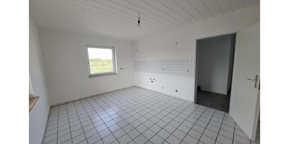 Etagenwohnung Pohlheim - 4 Zimmer, 117 m&sup2;, 1.050&euro; | Angebot:26295550