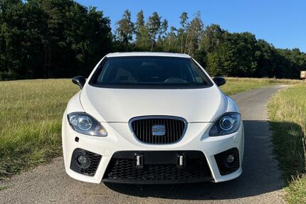 Seat Leon 158.000 km 7.500 &euro; Kirchensittenbach 91241