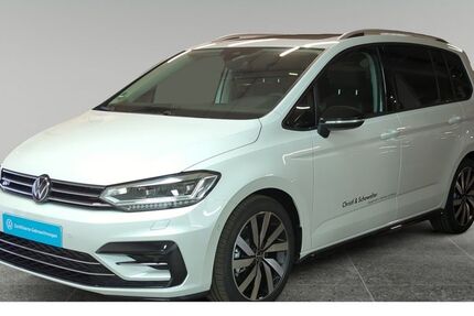 VW Touran 8.000 km 49.998 € München 81476