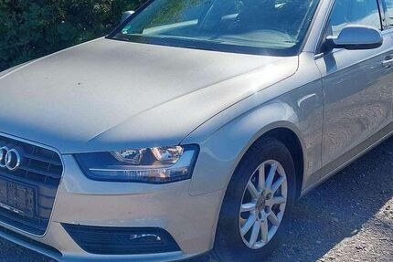 Audi A4 111.050 km 9.900 € Hamburg 22111