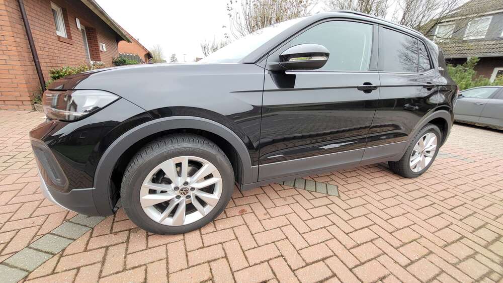 VW T-Cross 8.069 km 23.990 &euro; München 82031