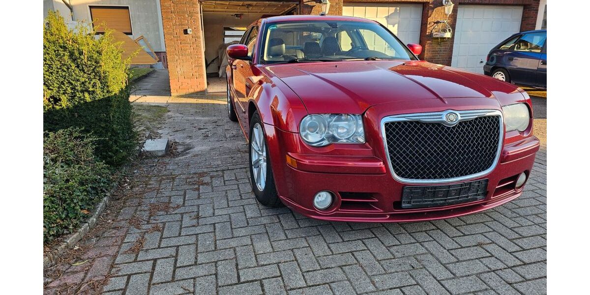 Chrysler 300C 169.700 km 18.000 &euro; Harpstedt 27243
