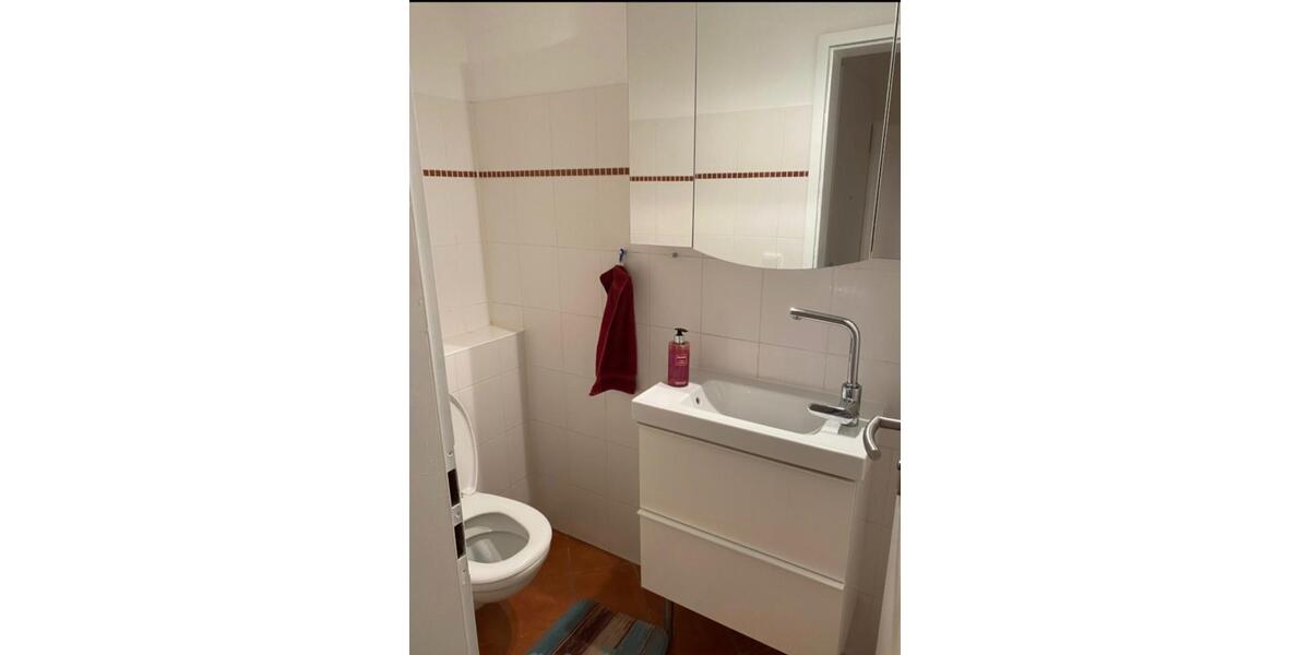 Großes, voll möbliertes Zimmer in WG in Martinsried 1 zimmer